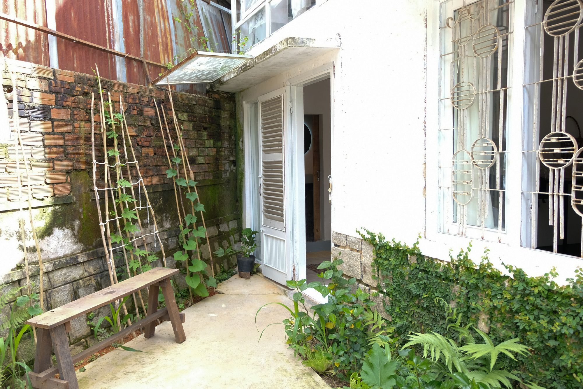 Hotel Di House Da Lat Esterno foto