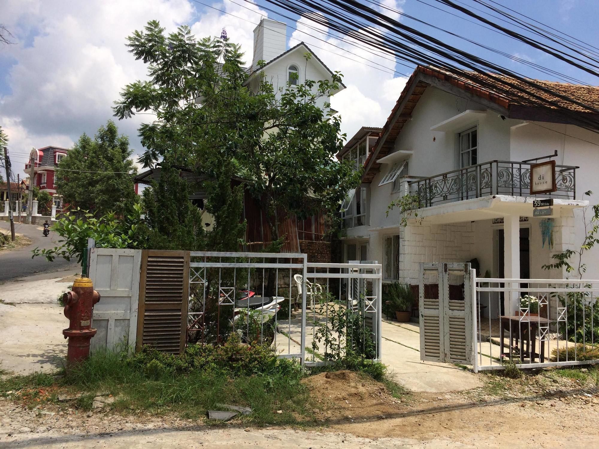 Hotel Di House Da Lat Esterno foto